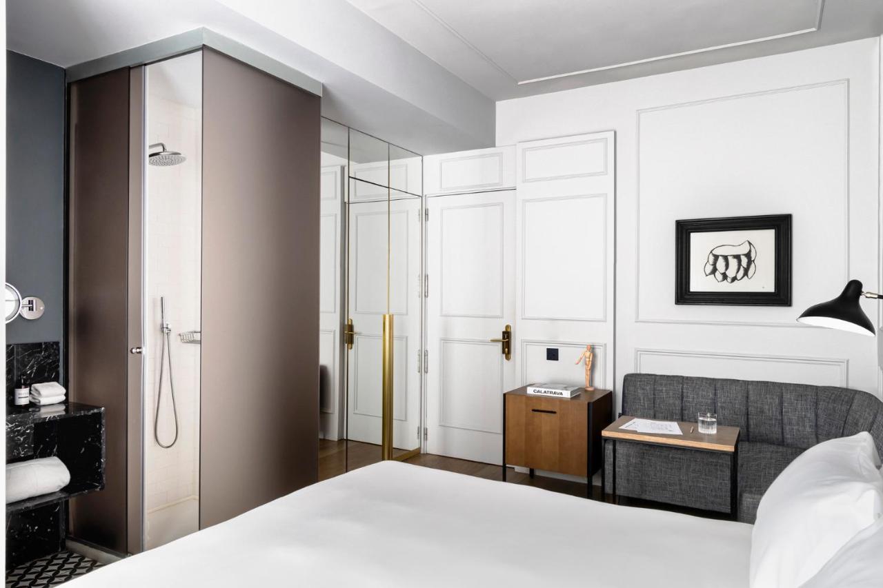 Petite Double Room,1334196131:JPEG