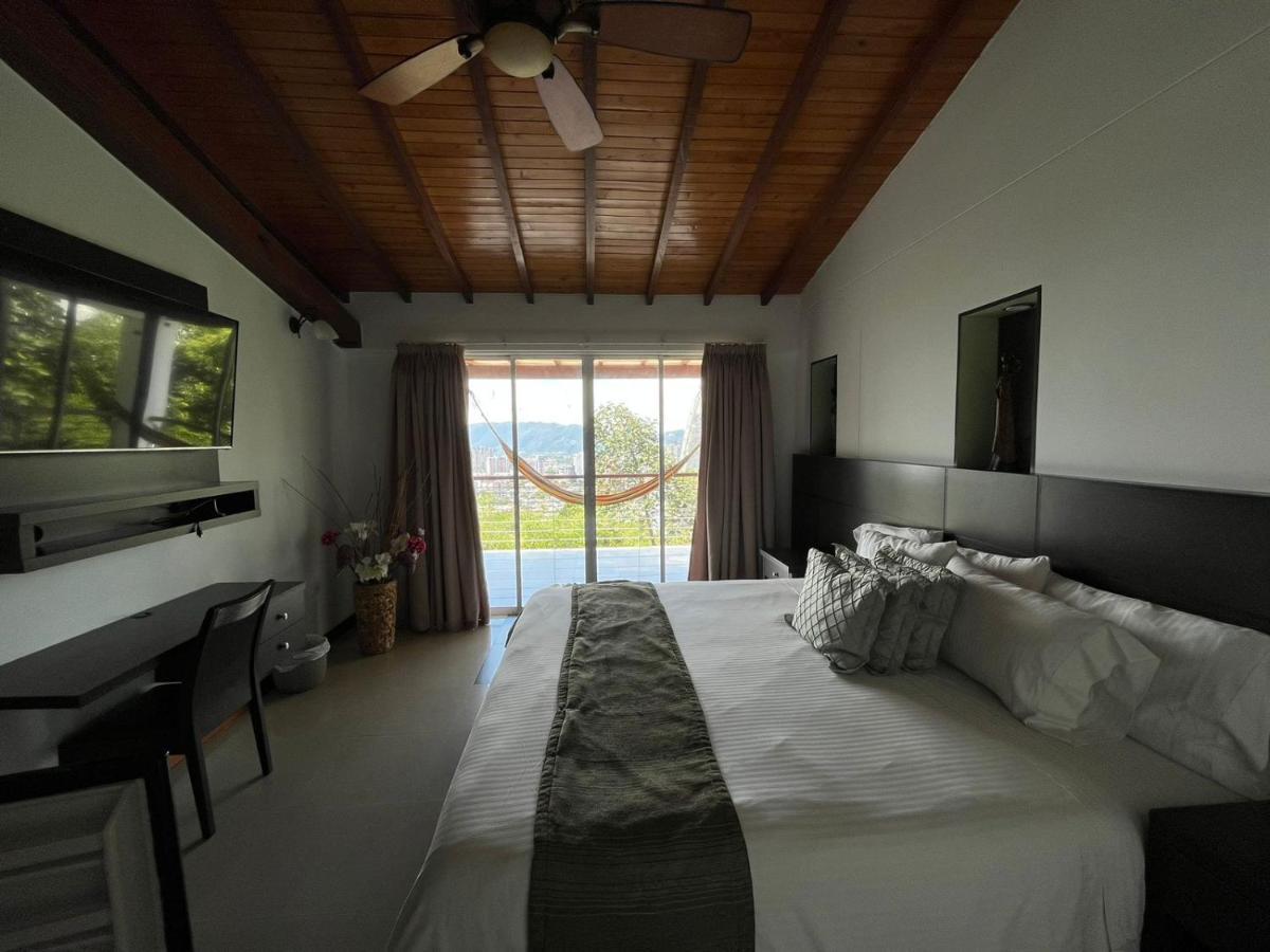 Suite with Balcony,1344873866:JPEG