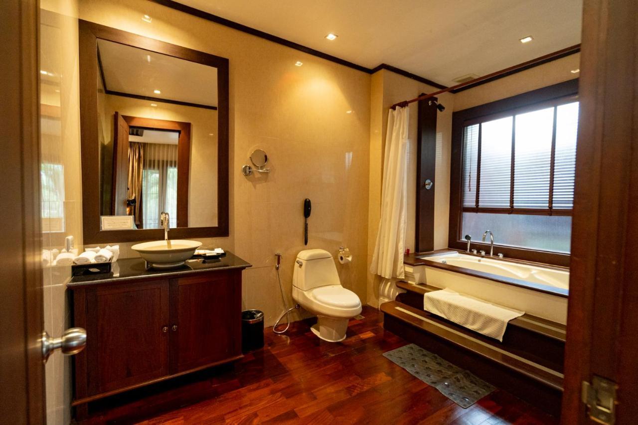 Executive King Suite
