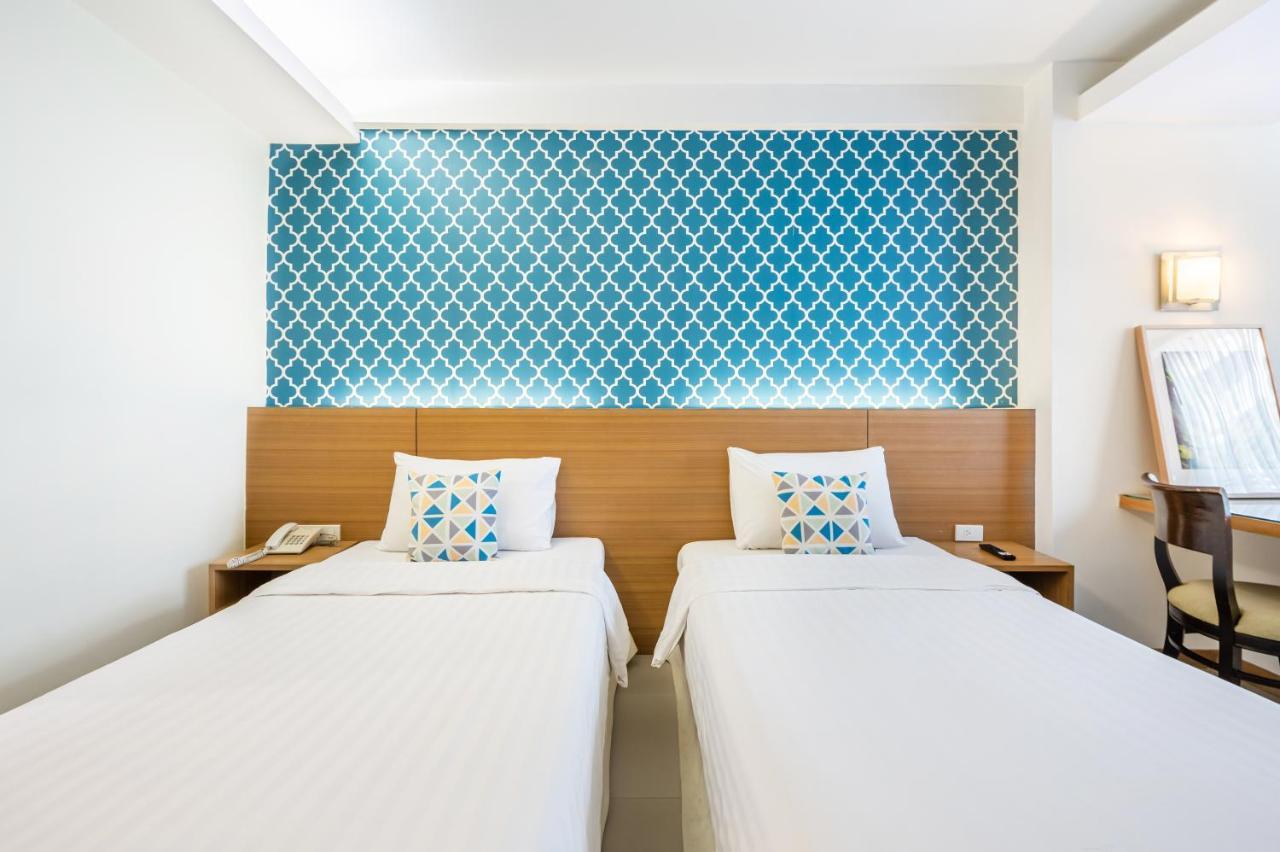 Deluxe Family Room,1354791497:JPEG