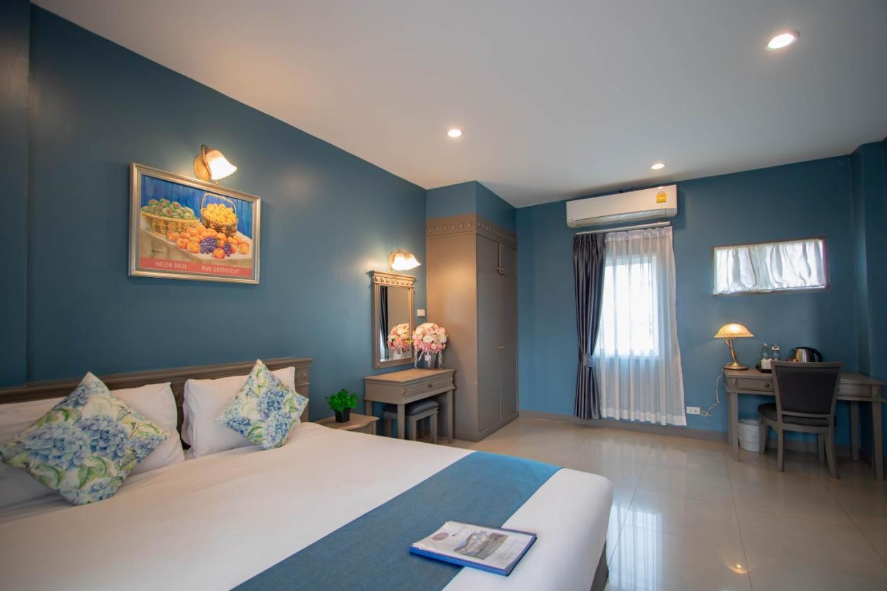 Junior Suite,1356428579:JPEG