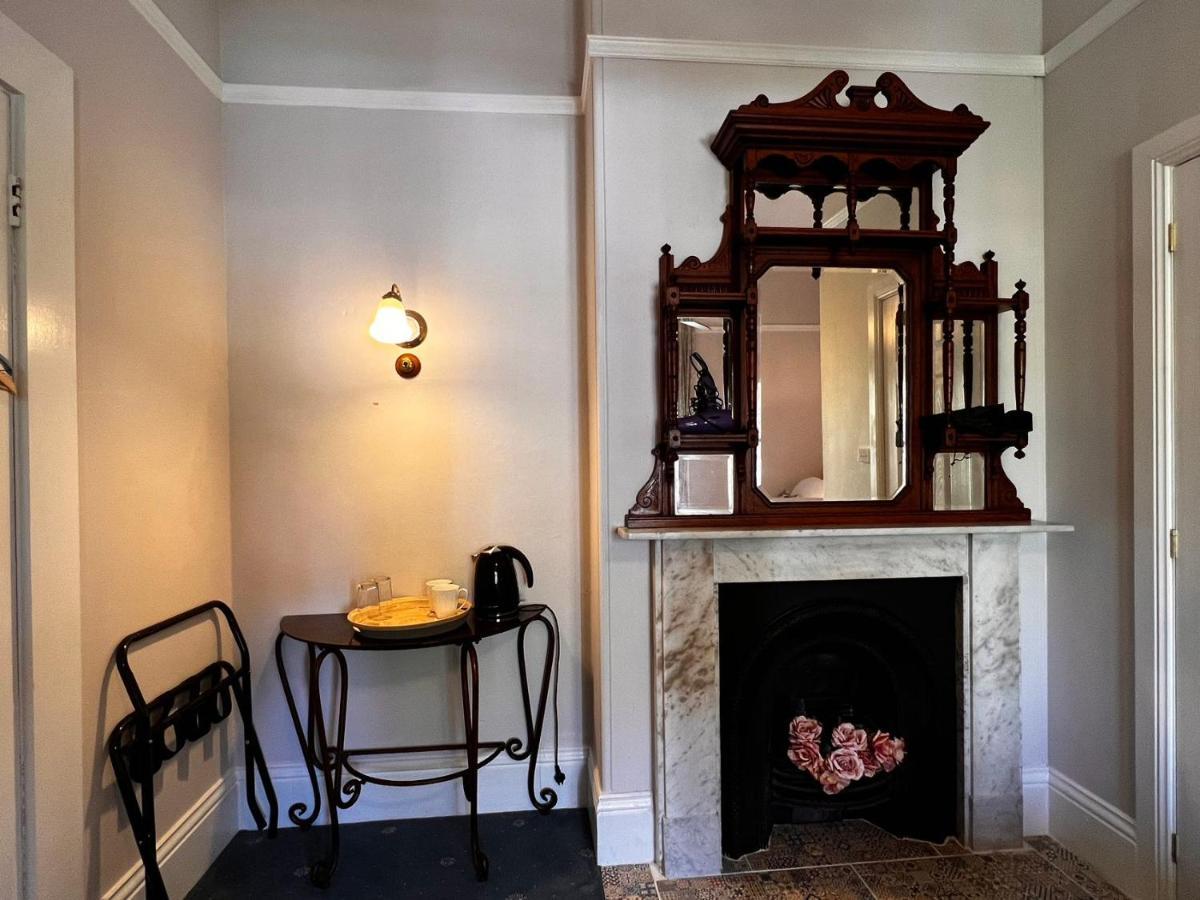 Standard Suite,1365180782:JPEG
