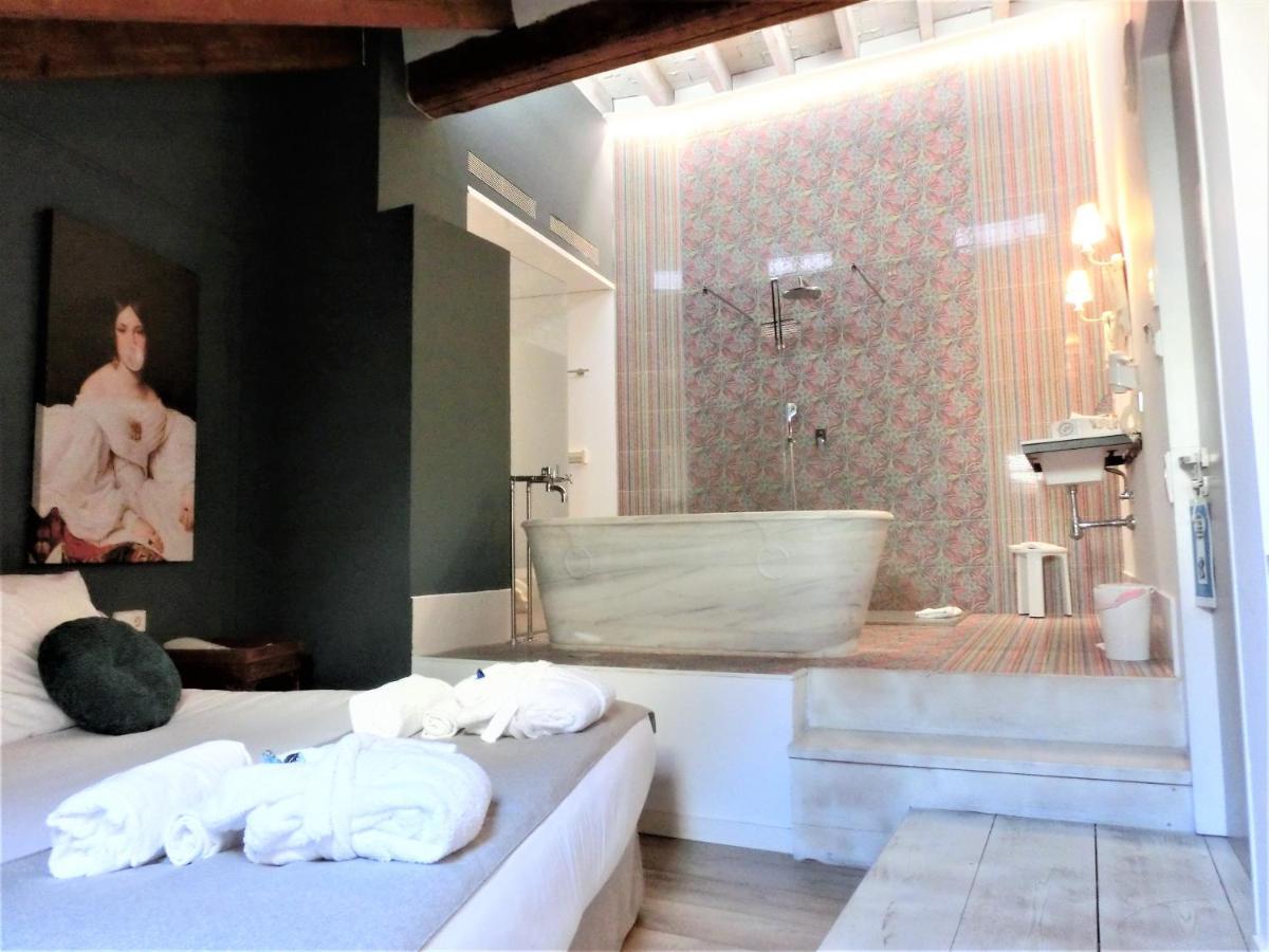 Deluxe Junior Suite,1371578861:JPEG