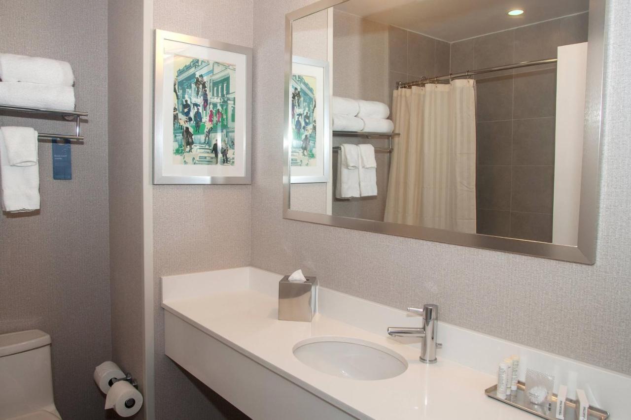 King Room Hearing Accessible