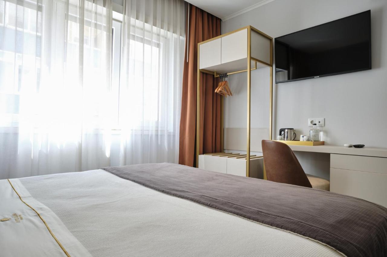 Standard Double Room,1377674948:JPEG
