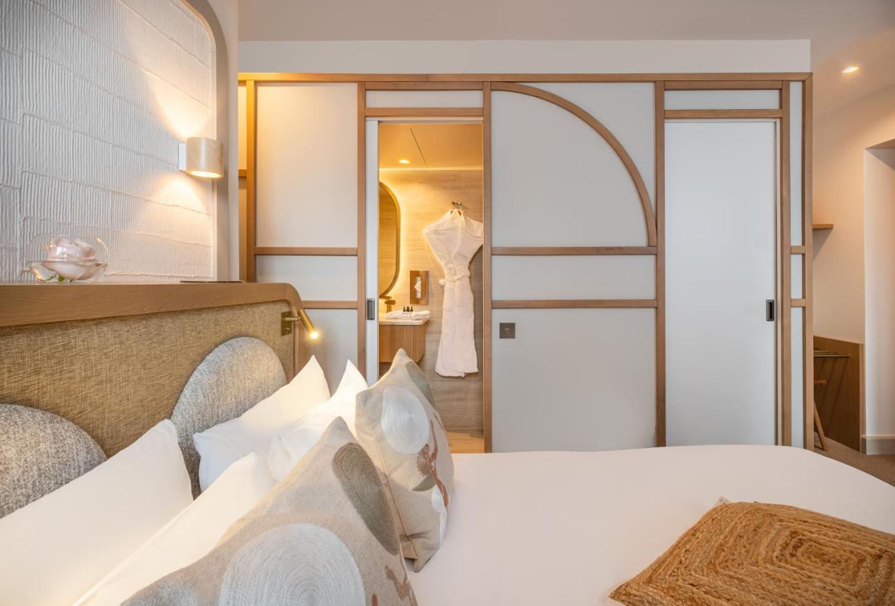 2 Double Rooms next to each other