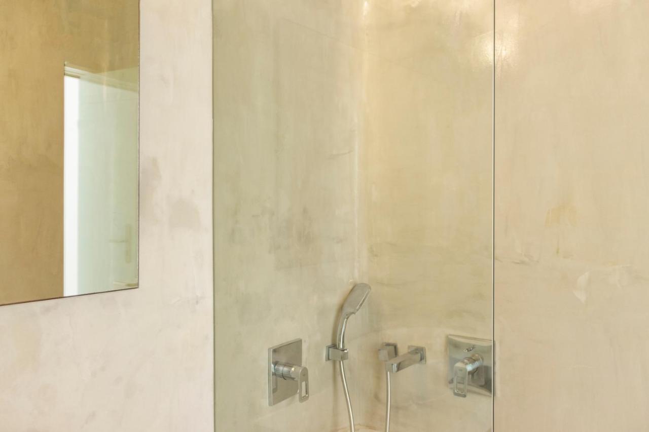 Honeymoon Suite Spa Bath