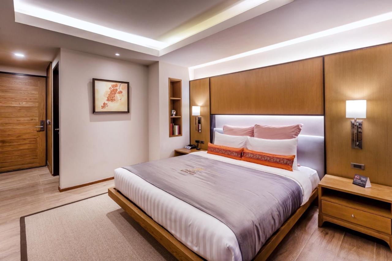 Grand Deluxe King Balcony
