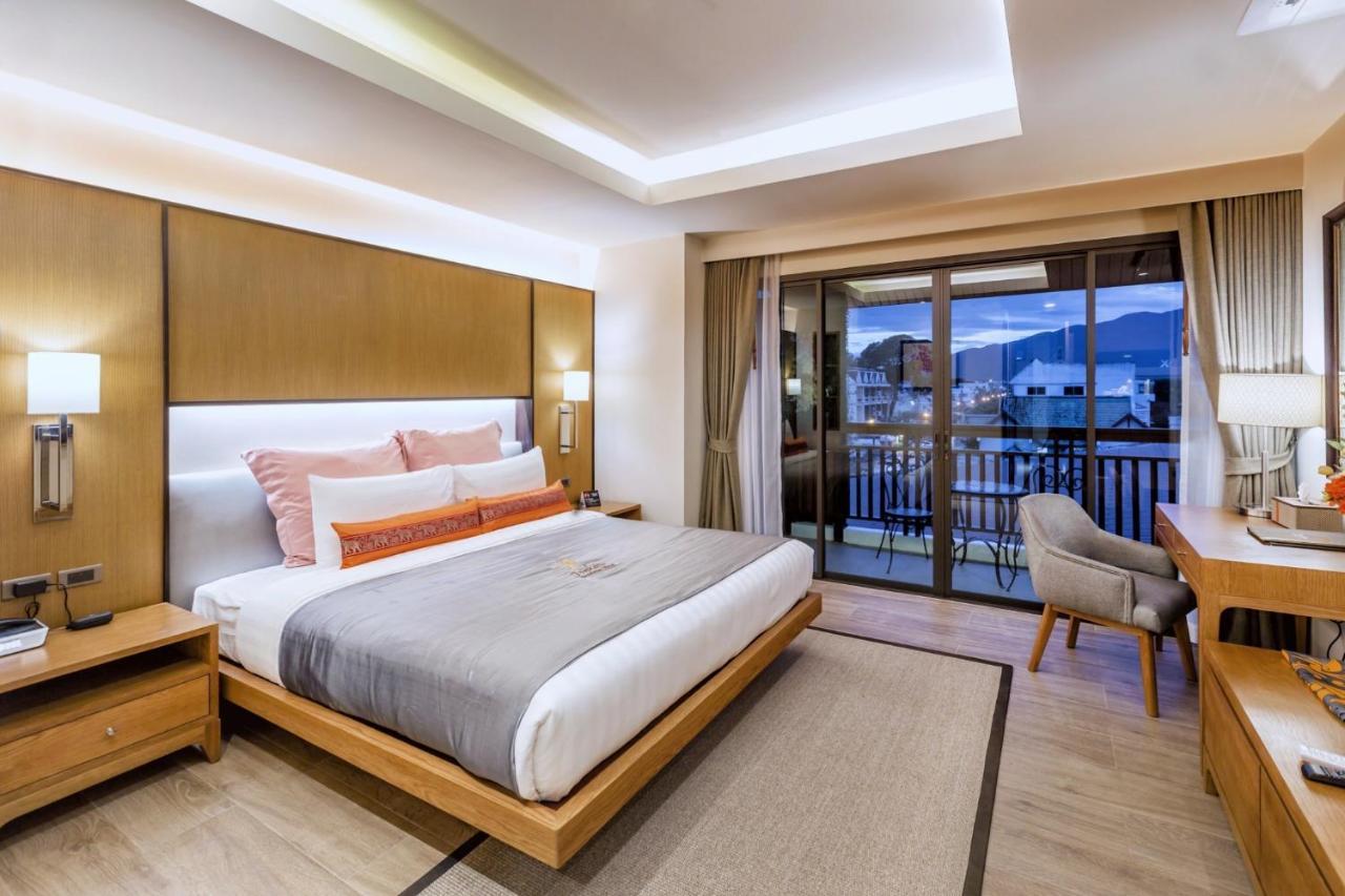 Grand Deluxe King Balcony