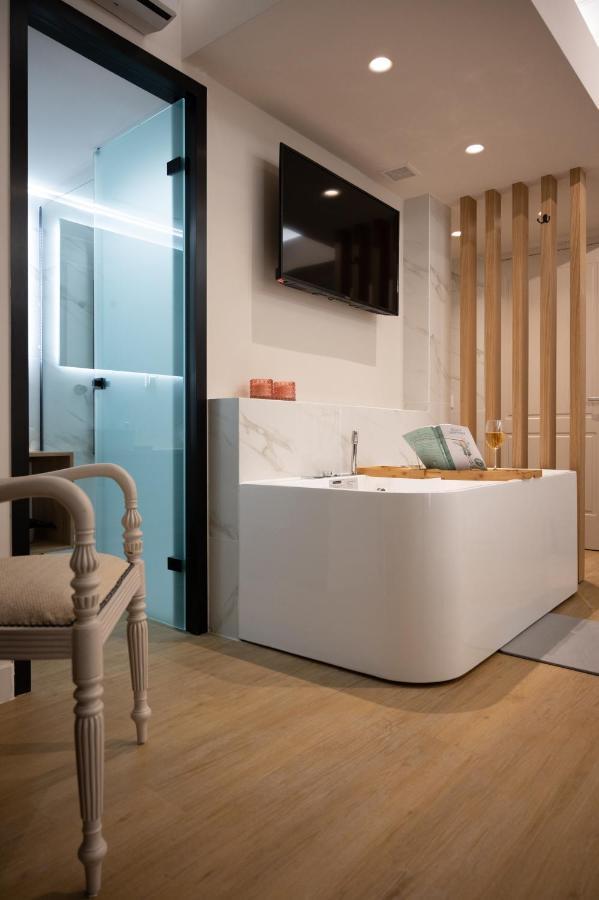 Deluxe Double Room Balcony