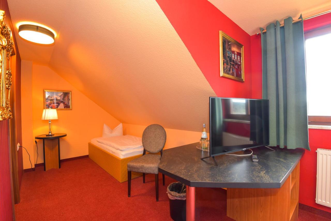 Dreibettzimmer