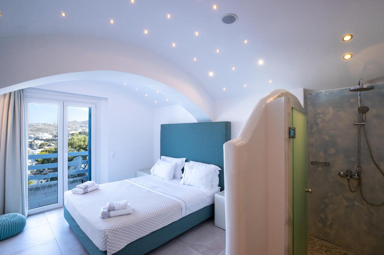 Suite with Outdoor Jacuzzi