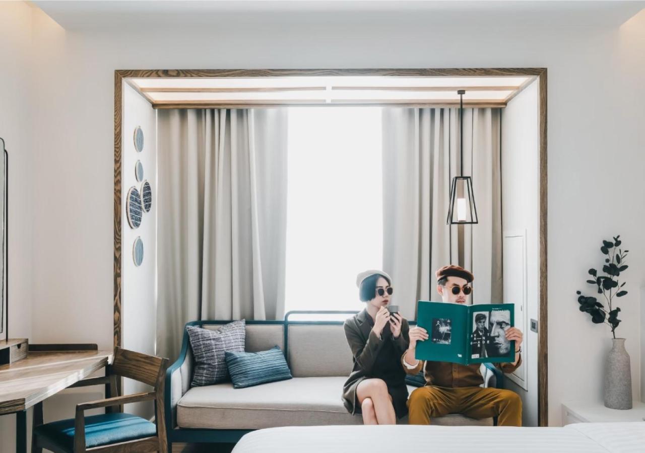 Stylistic Twin Room 24 Hours Room