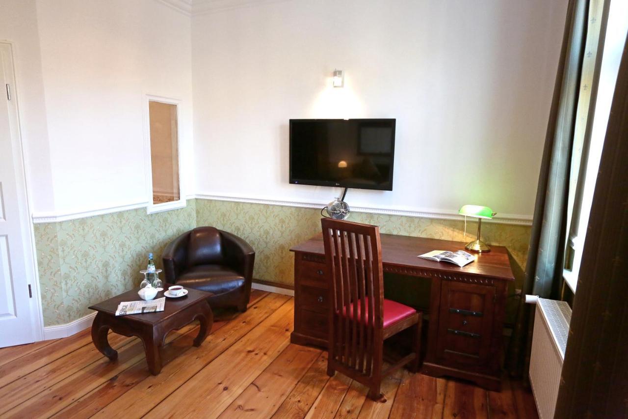 Standard Double Room Street View