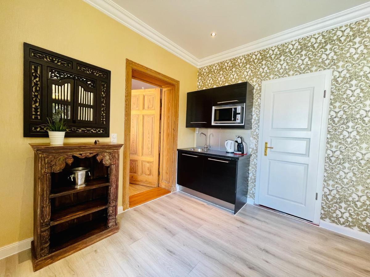 Large Double Room Garden View