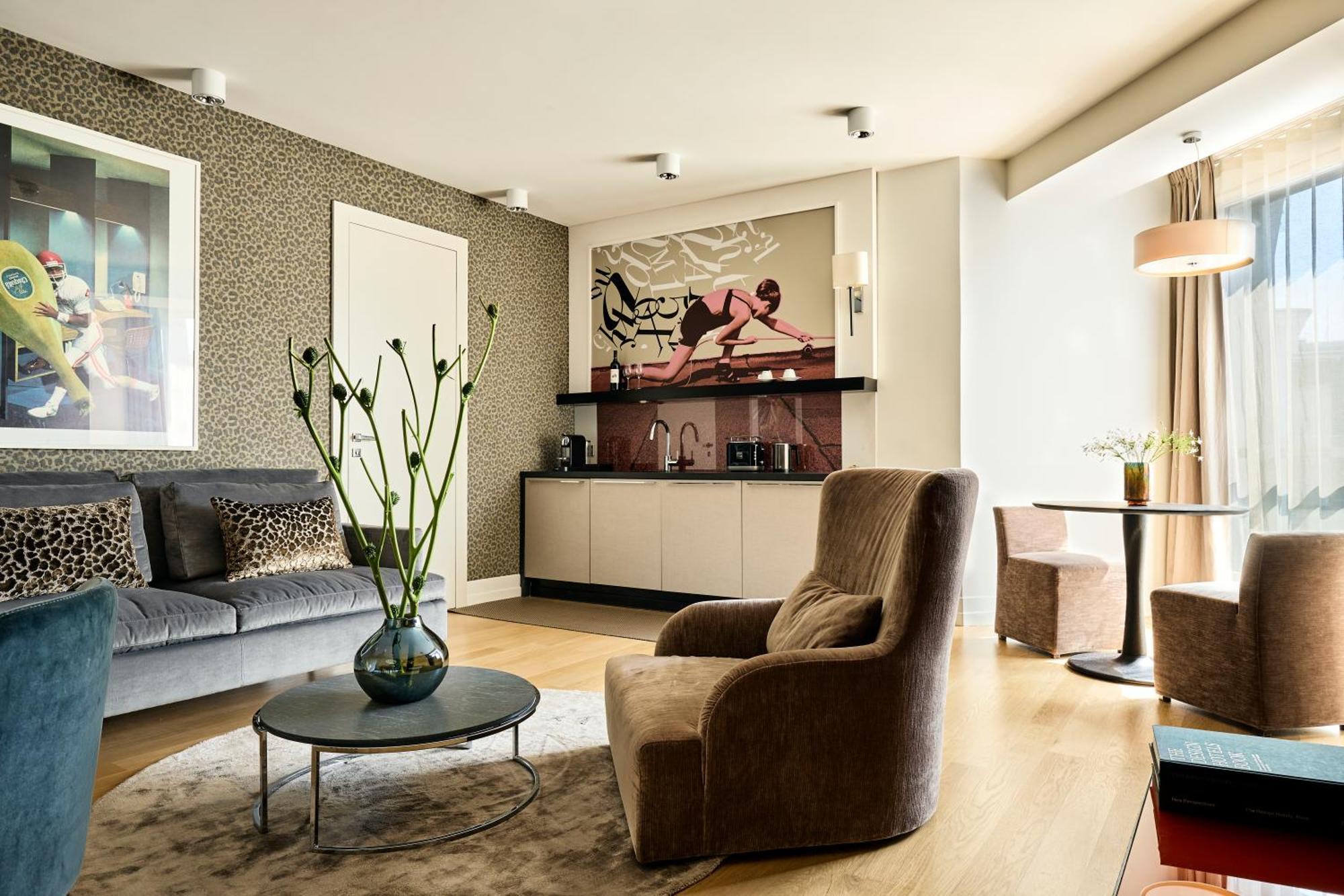 Suite