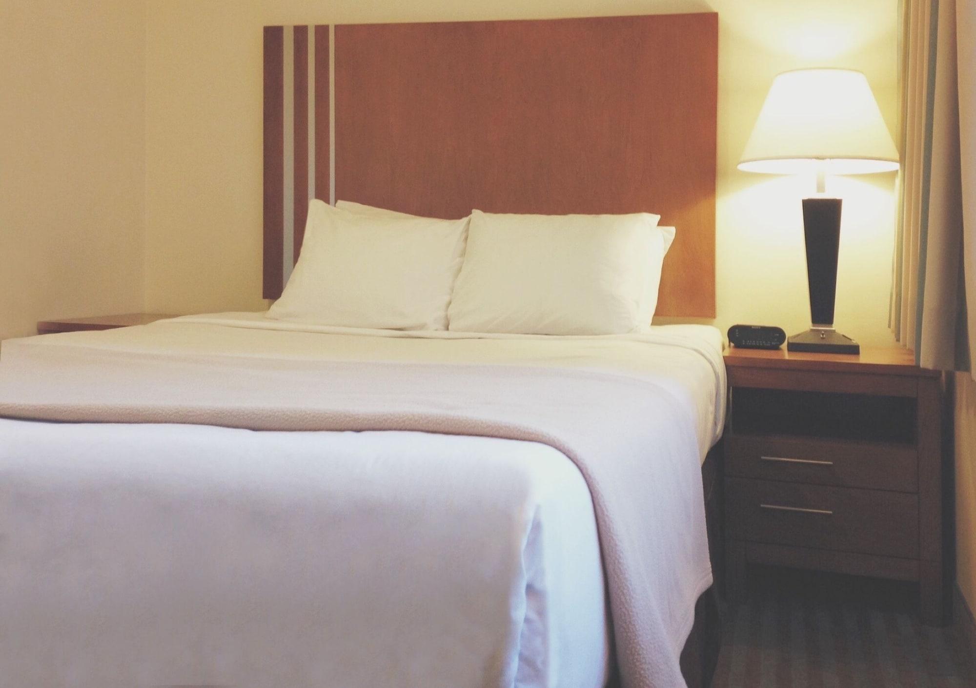 Standard Double Room,644810868:JPEG