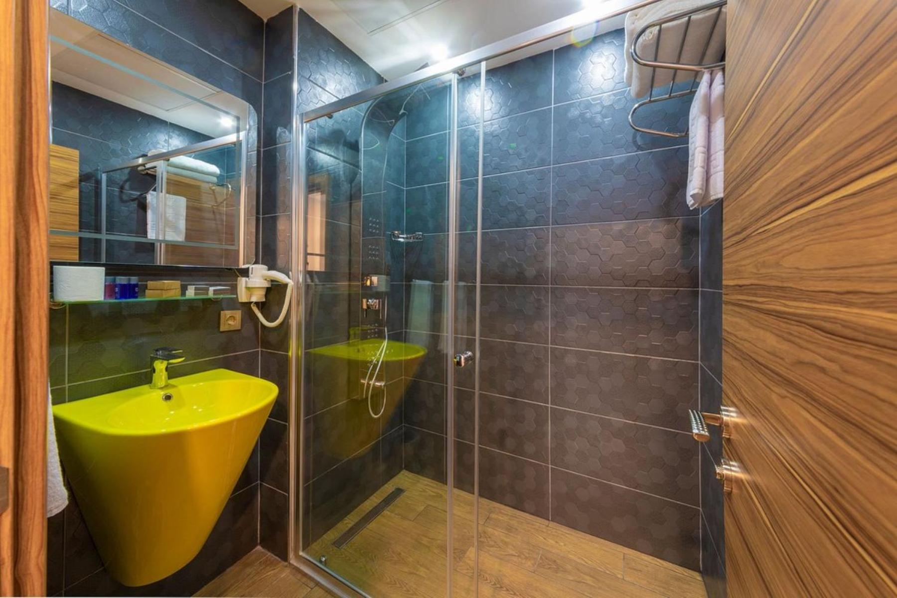 Standard Double Room,1554727345:JPEG