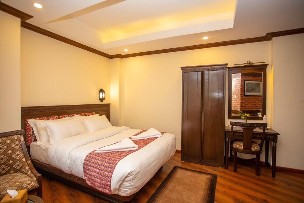 Deluxe Double or Twin Room