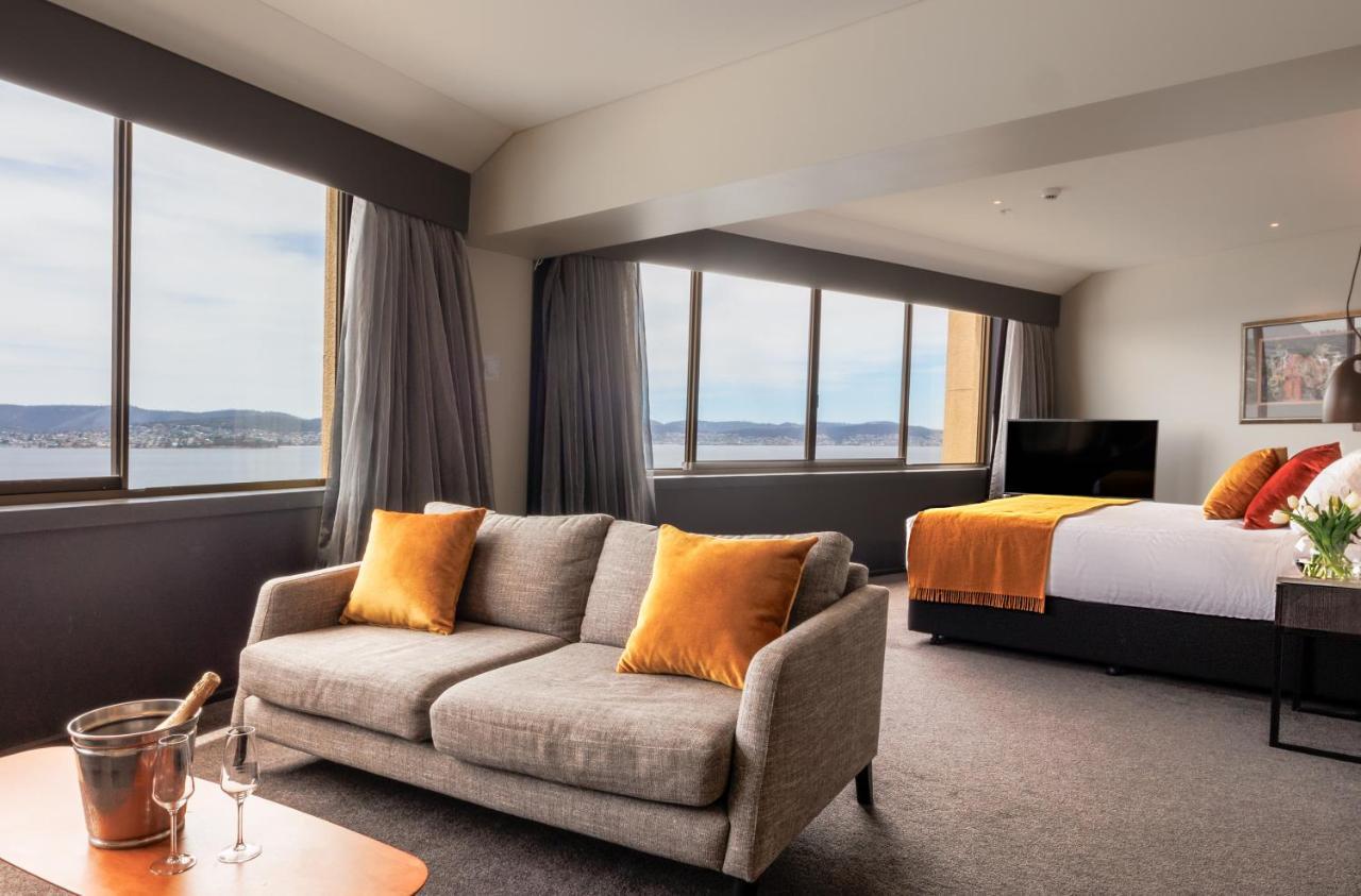 King Suite with Harbour View