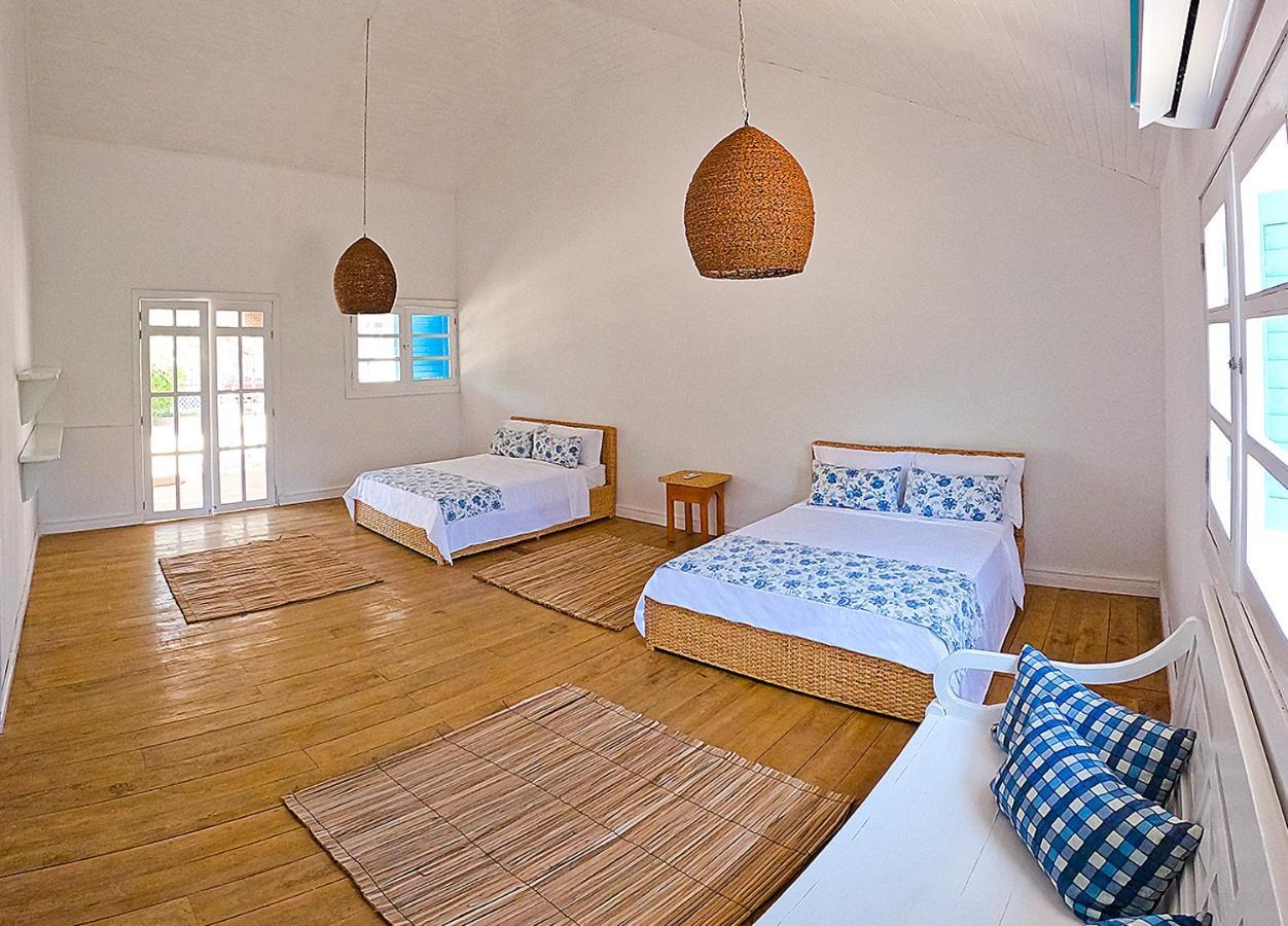Family Room with Garden View