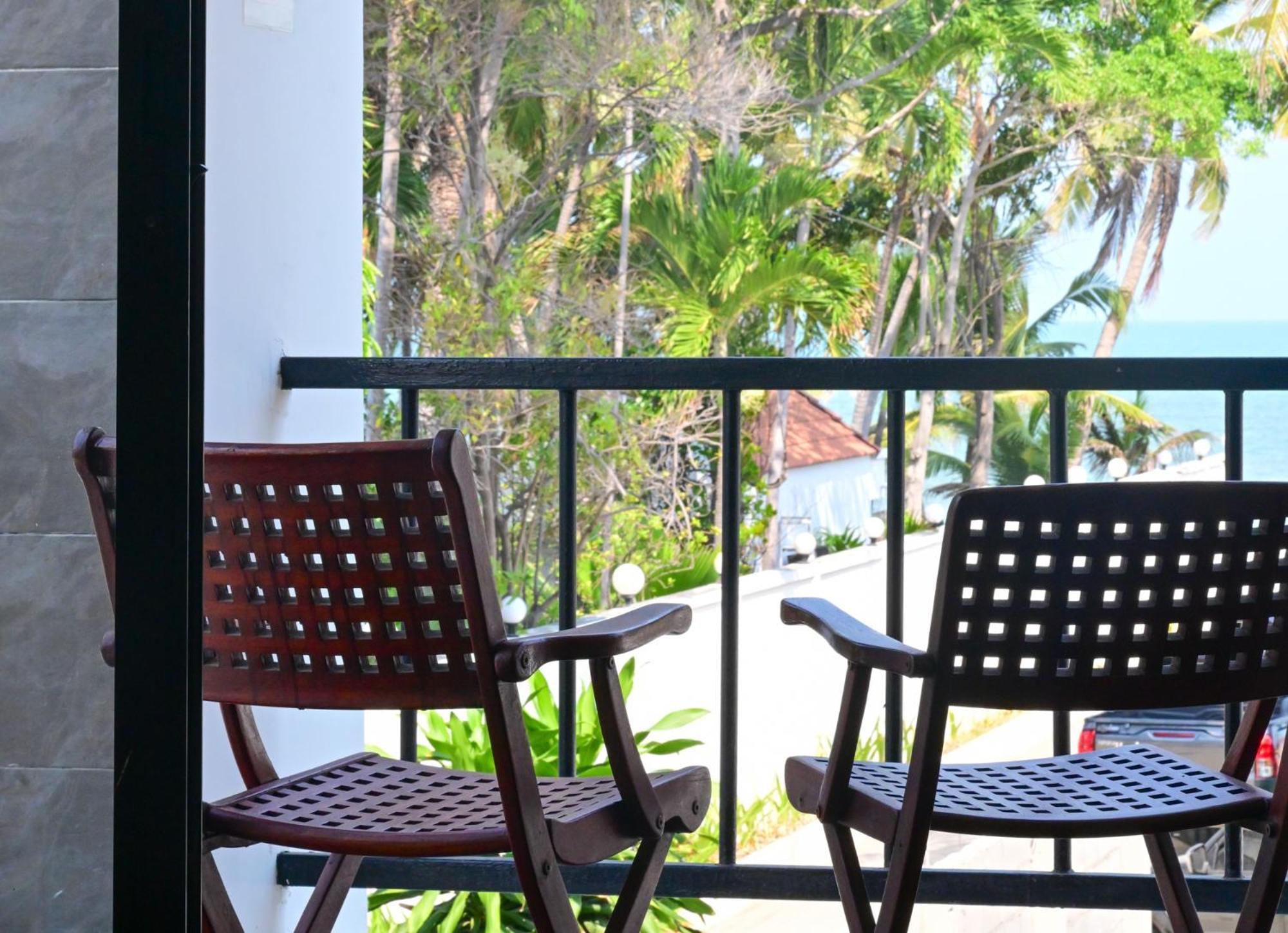 Deluxe Double Room Partial Sea View
