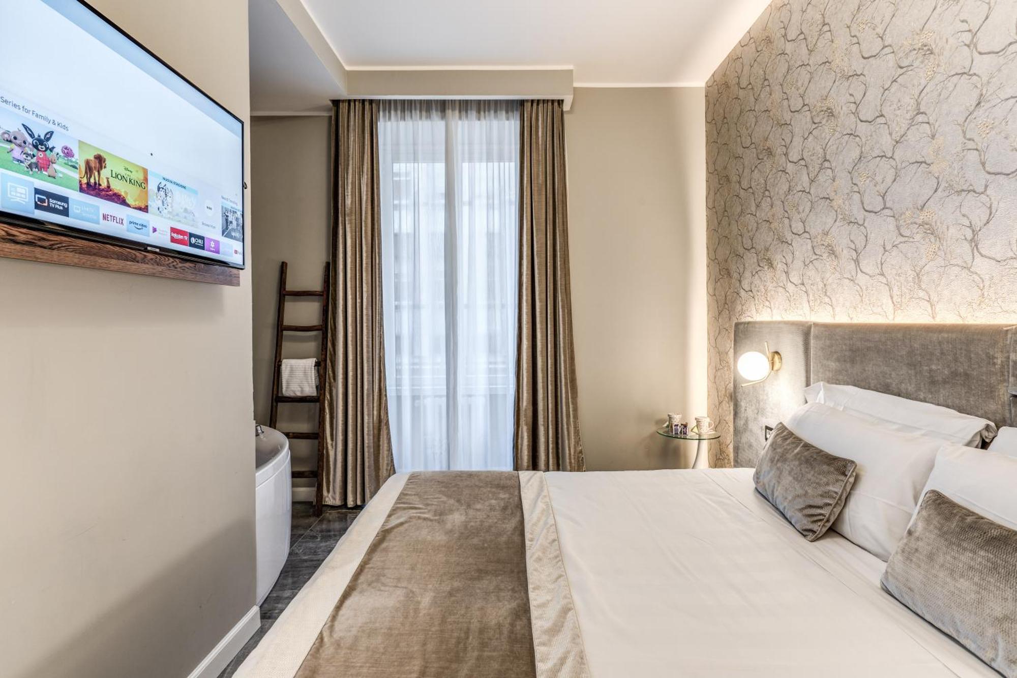 Deluxe Double or Twin Room Spa Bath