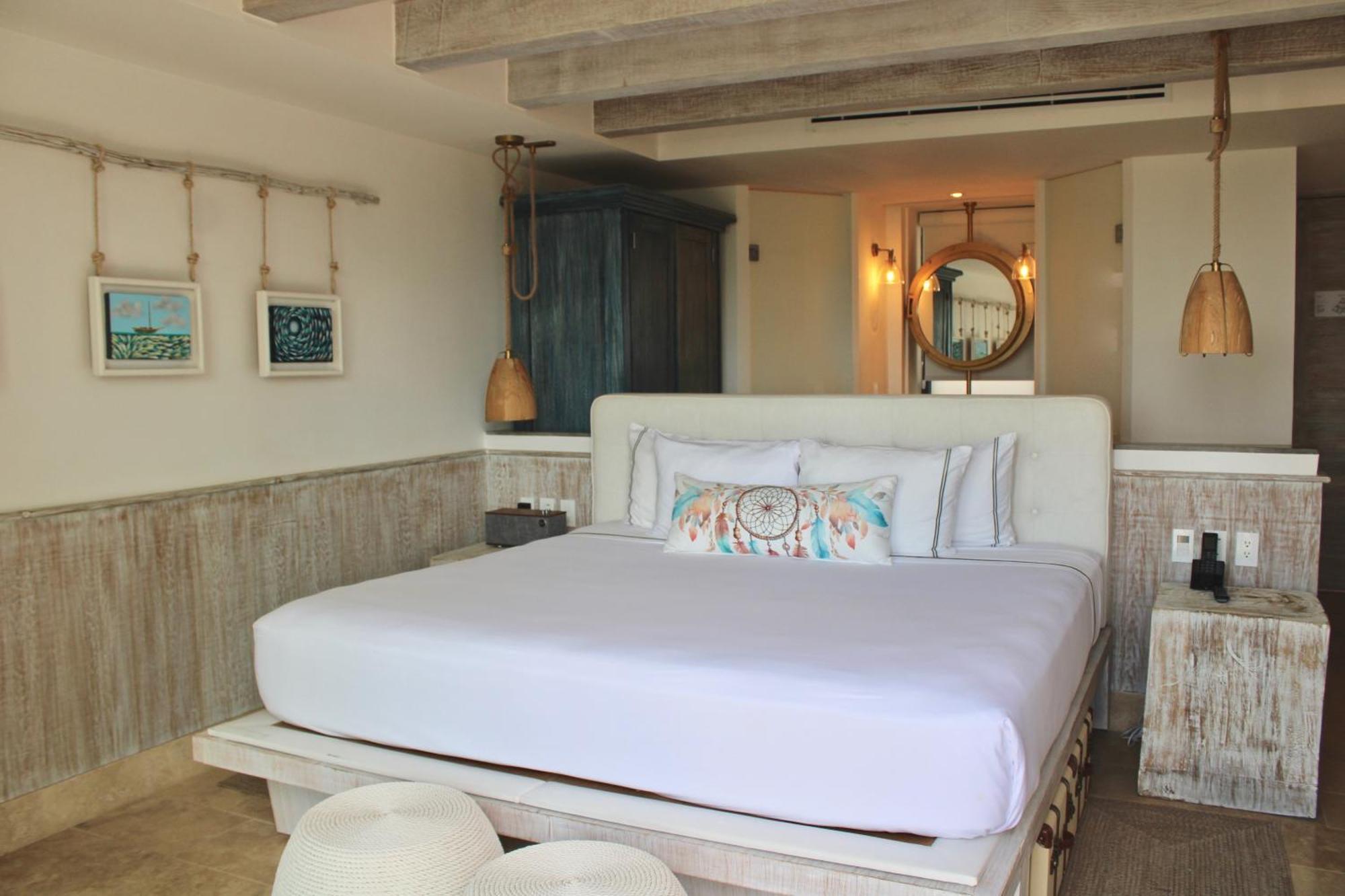 The Cozy One Suite King