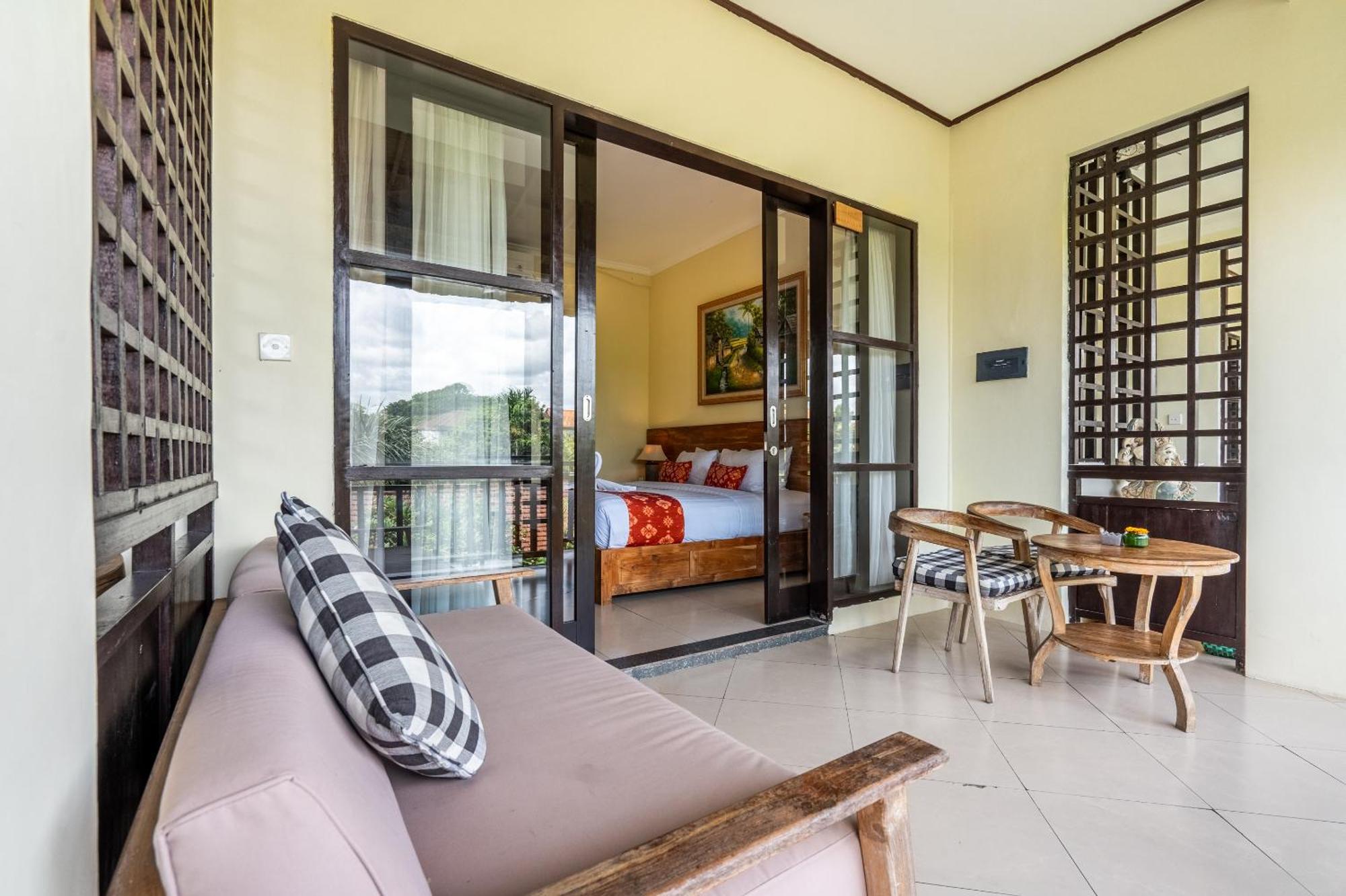 Standard Double or Twin Room Balcony