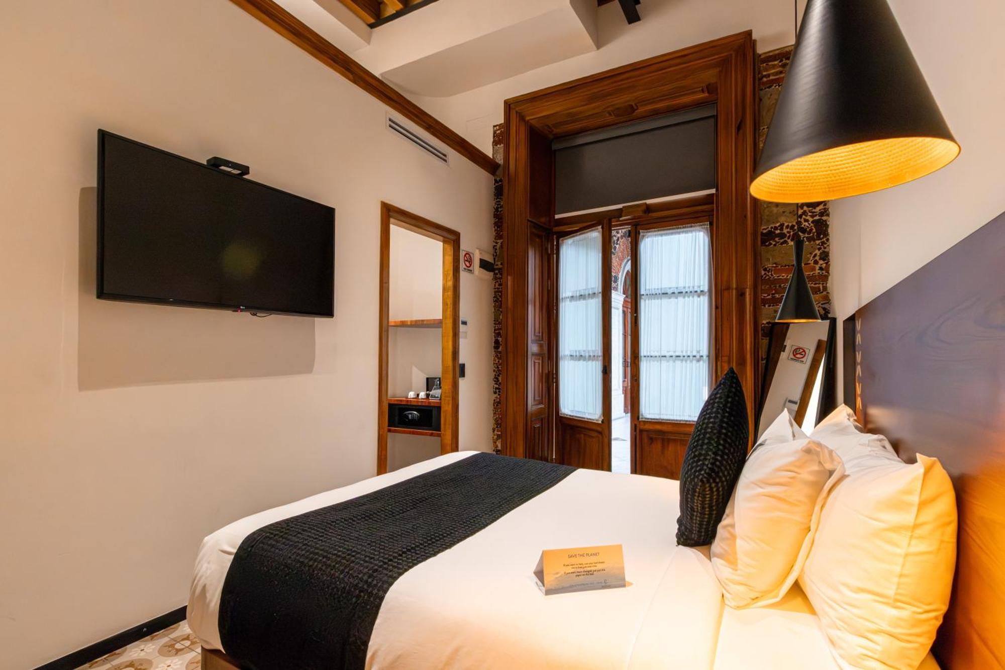 Standard Suite
