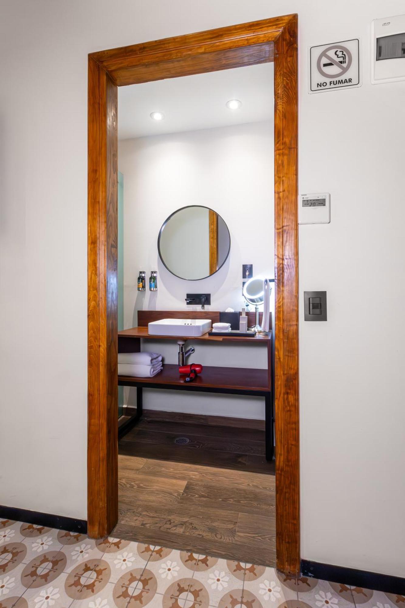 Standard Suite