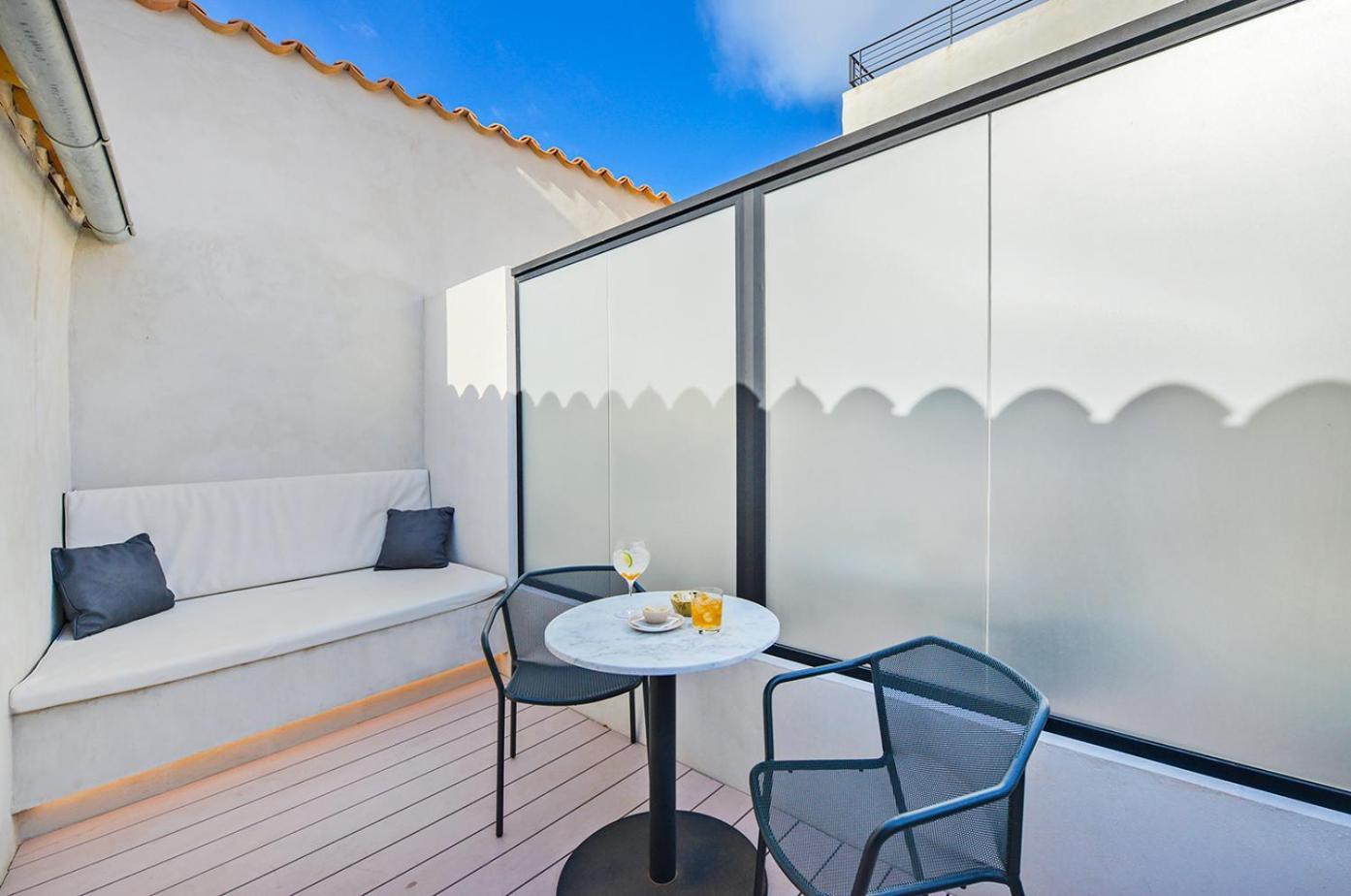 Style Room with Terrace,1524350233:JPEG