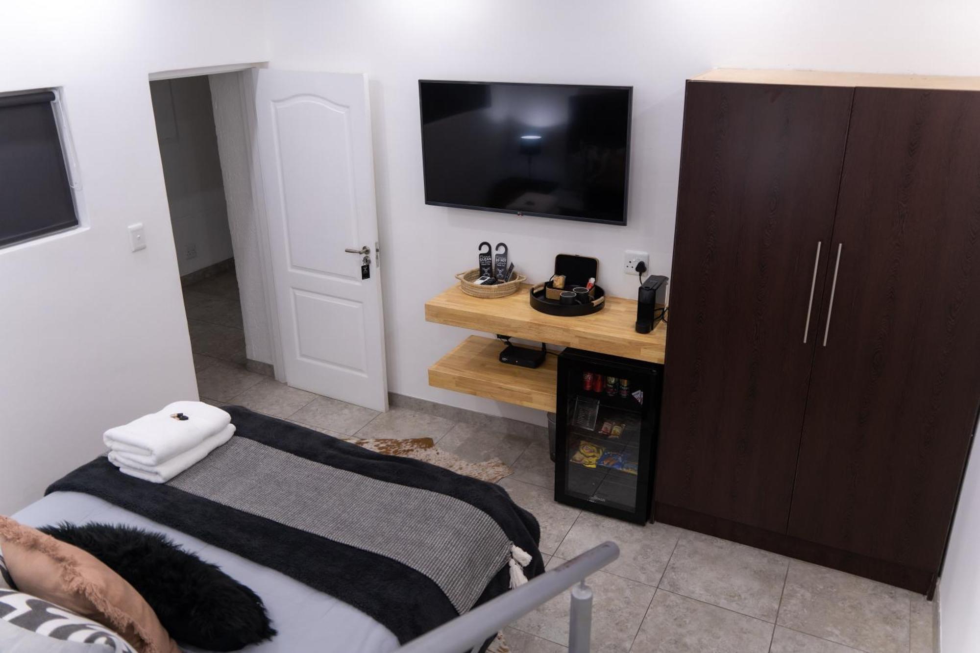 Deluxe Family Suite