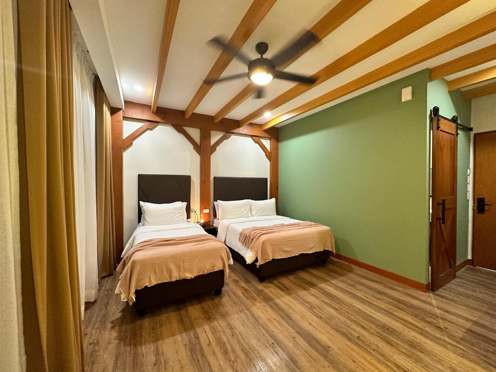 Deluxe Triple Room