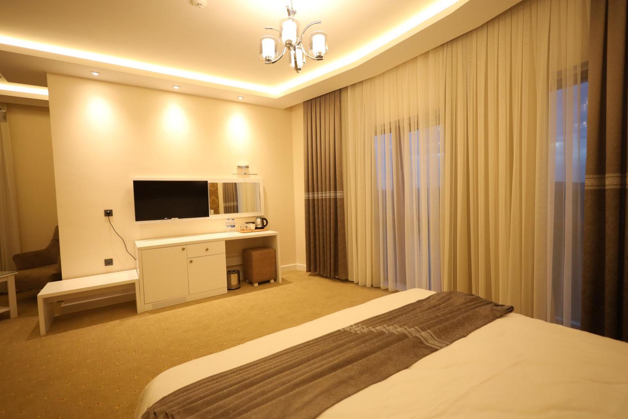 King Room Mountain View