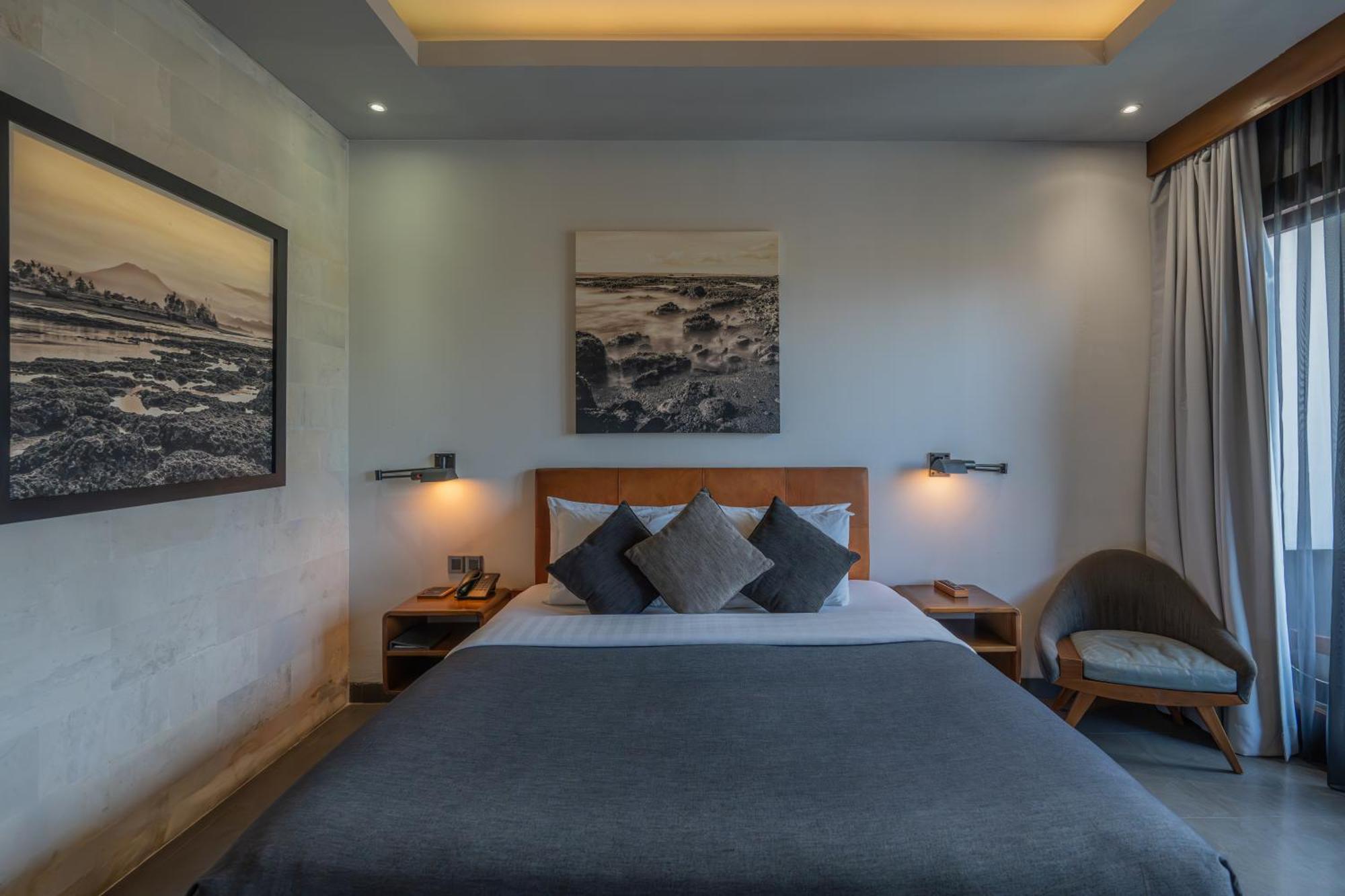 Deluxe Double or Twin Room Pool View