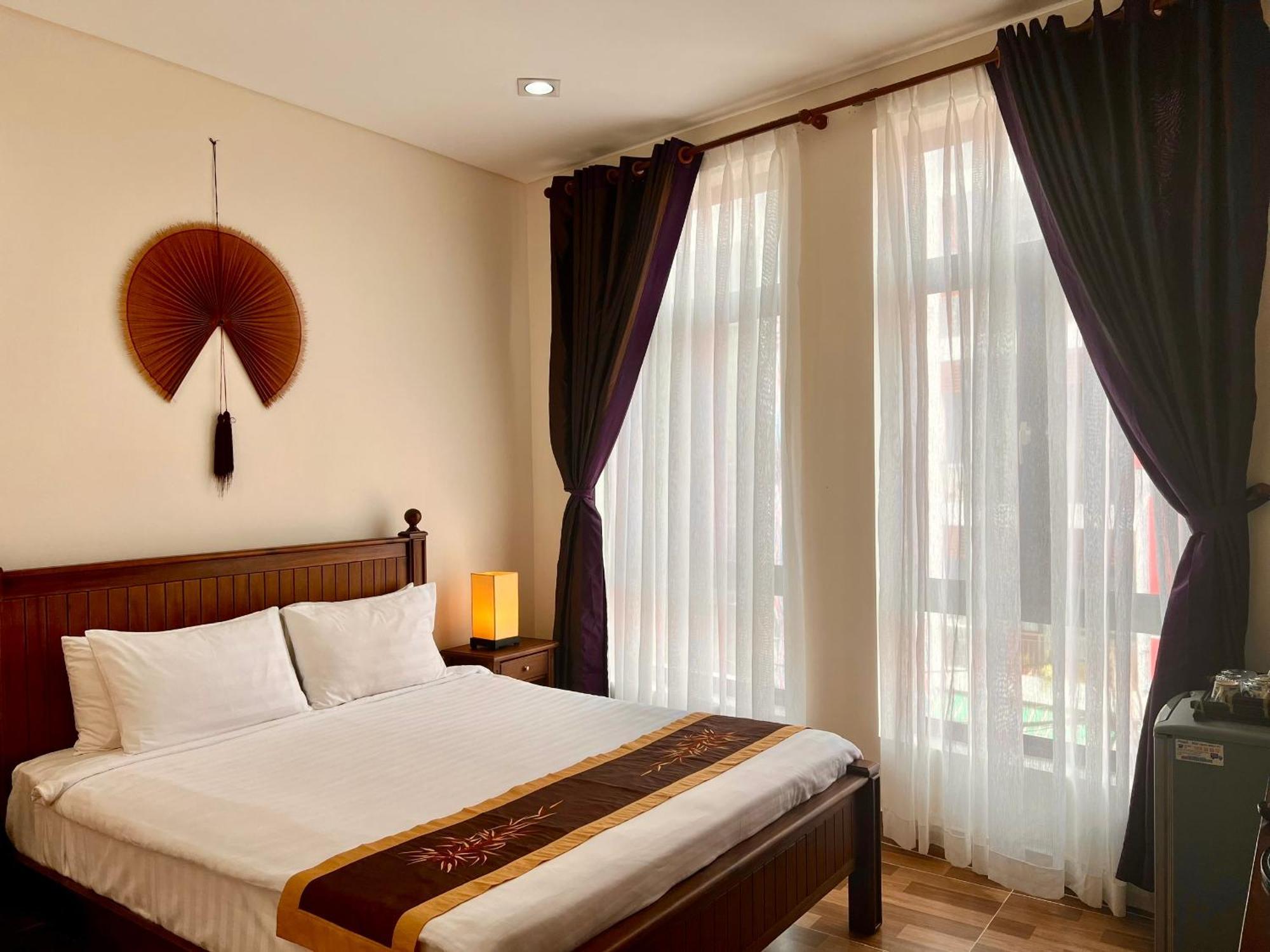 Standard Double Room,1538283307:JPEG