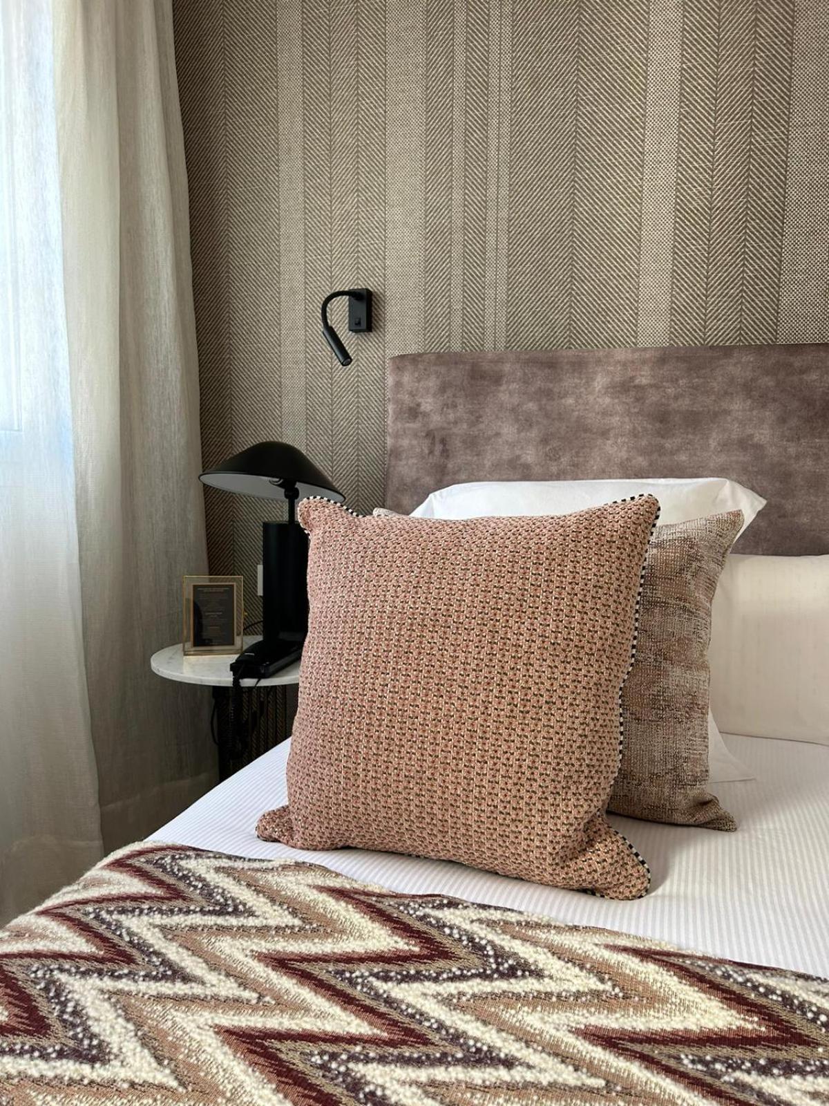 Superior Twin Room,1631617401:JPEG
