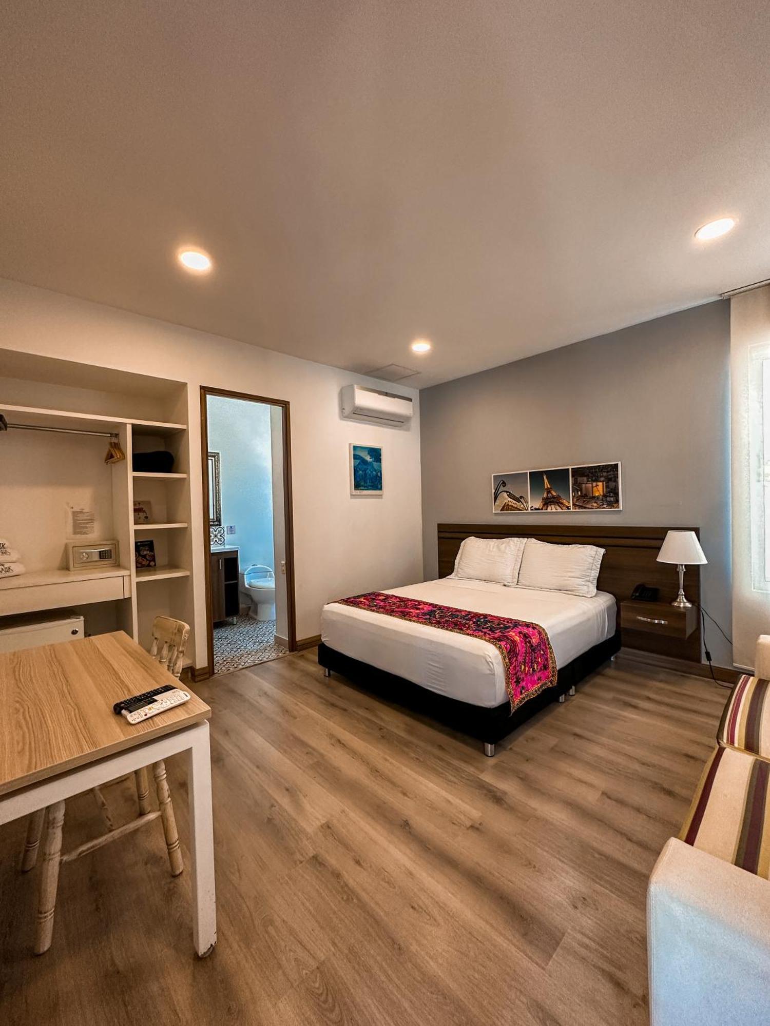 Standard Double Room,1542628252:JPEG
