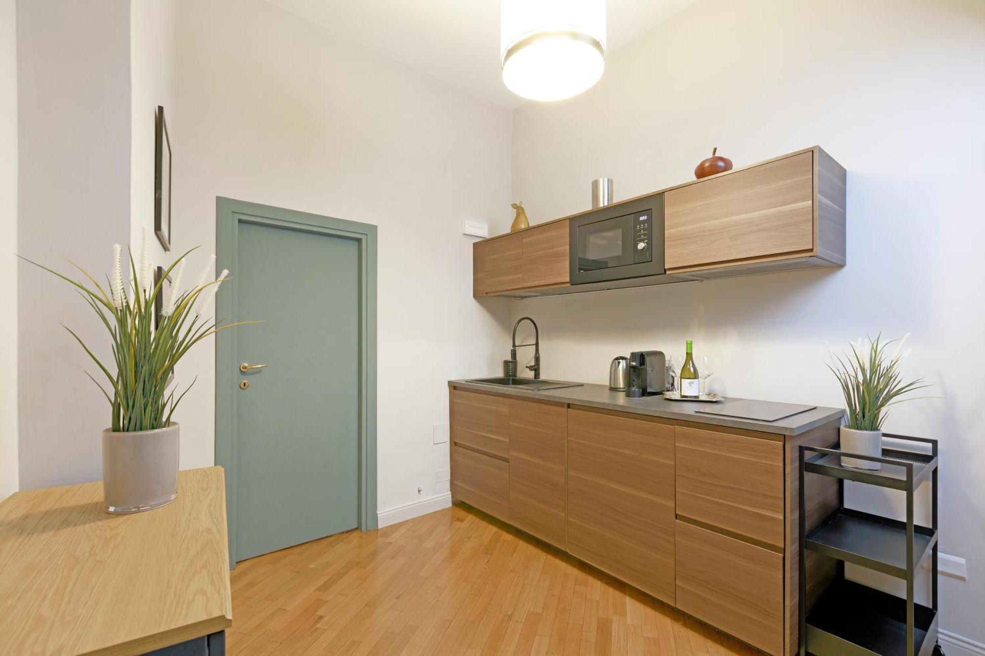 One-Bedroom Apartment,1545512176:JPEG