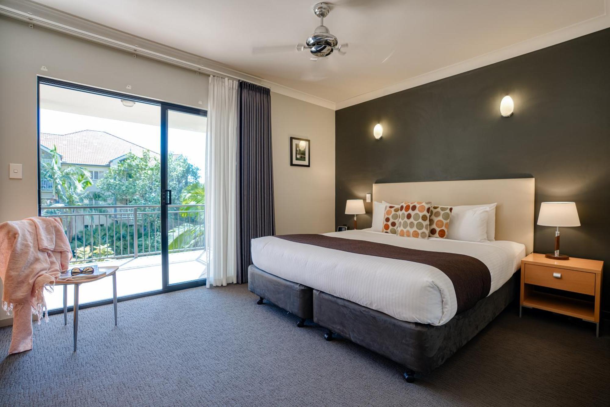One-Bedroom Apartment,1549420627:JPEG