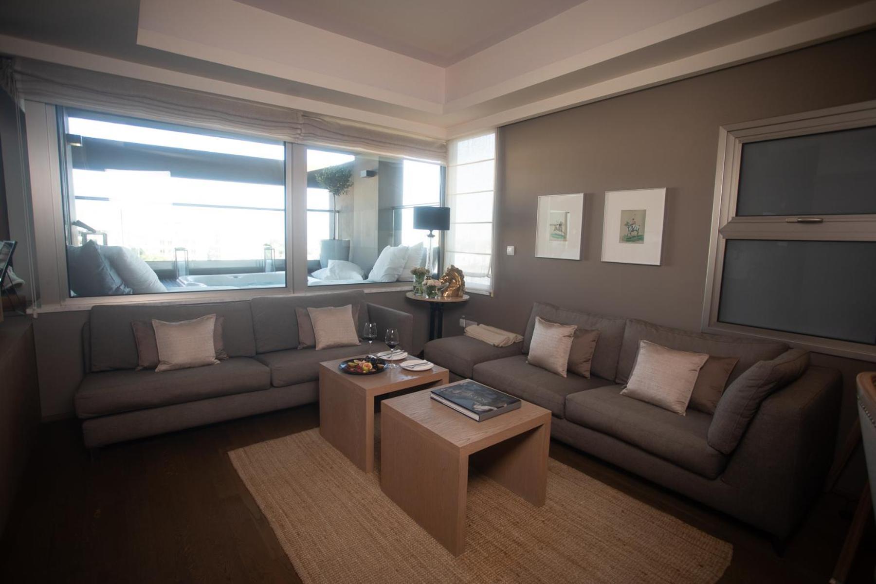 Executive Suite Pool View