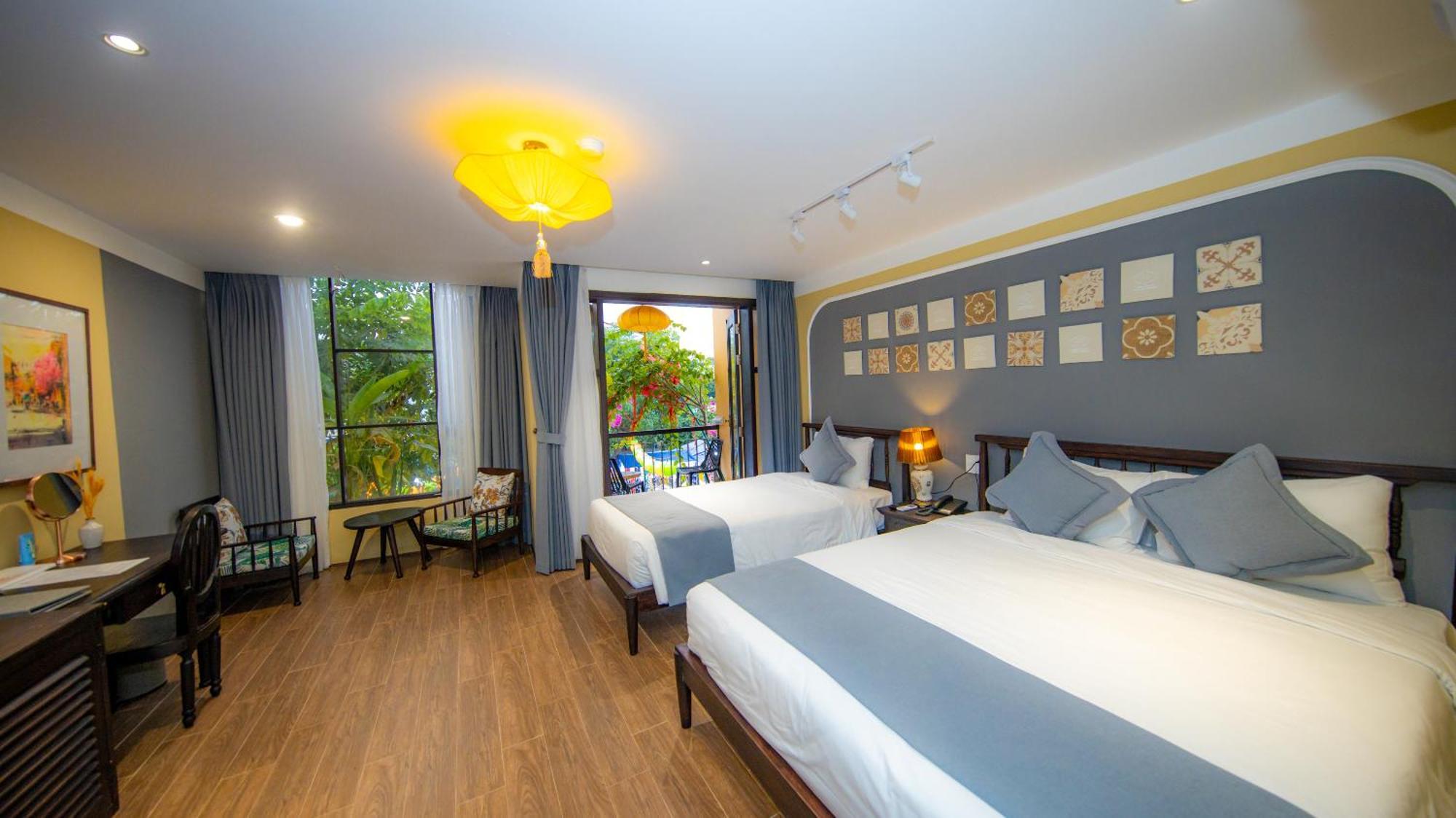 Triple Room City View