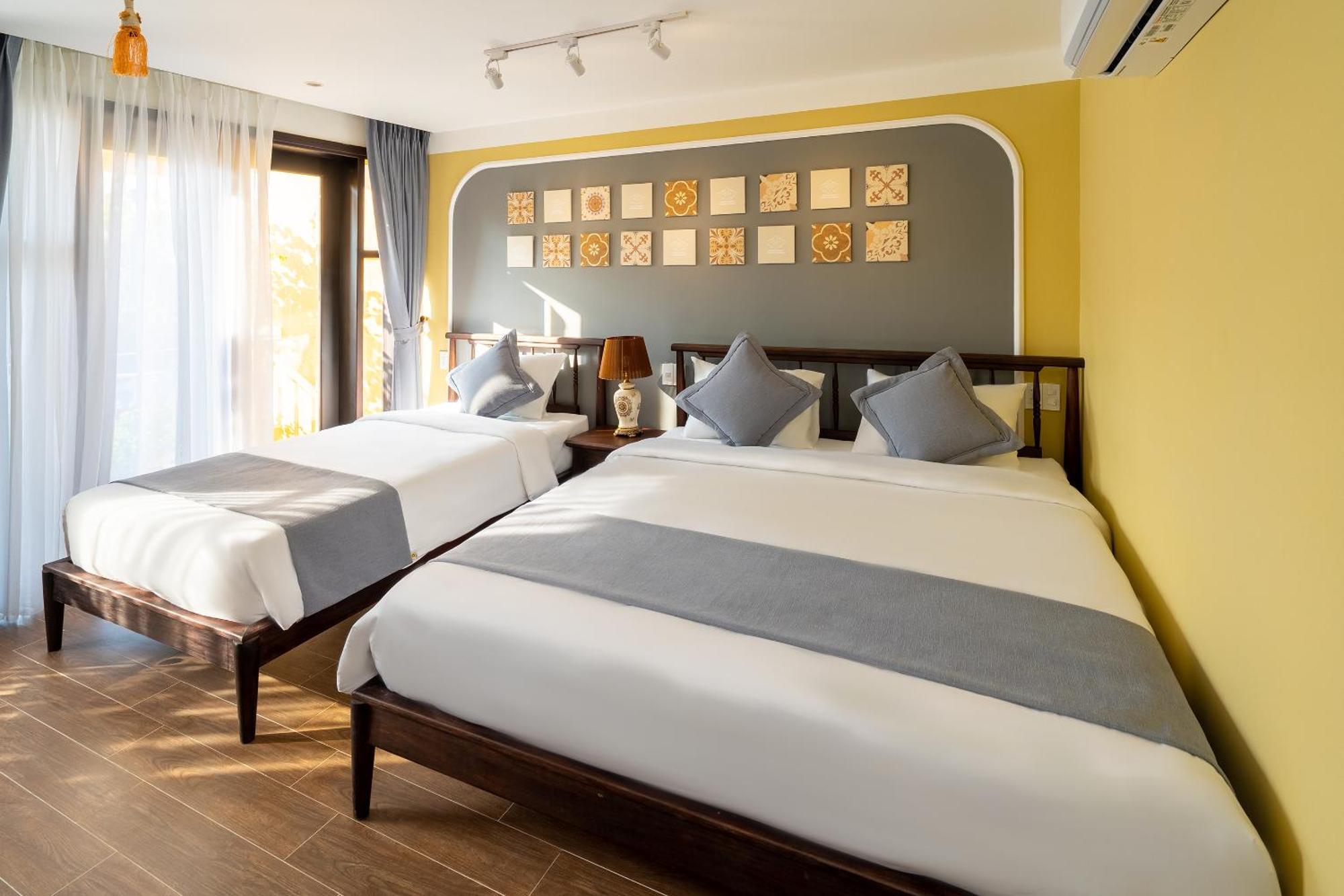 Triple Room City View