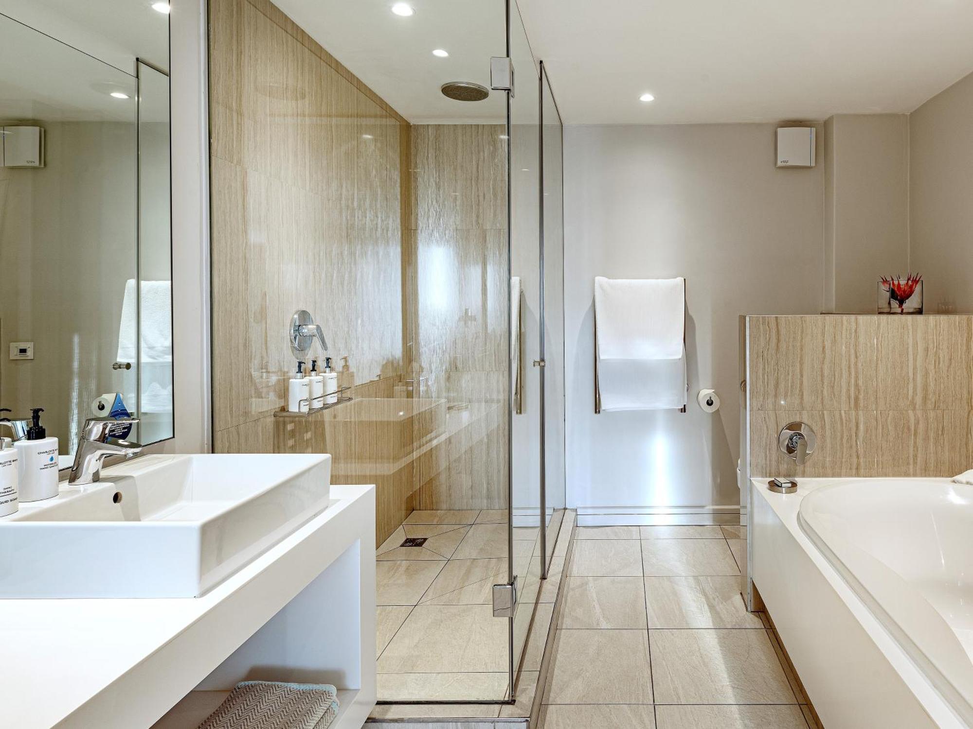 Classic Suite Plus with Sea View.
