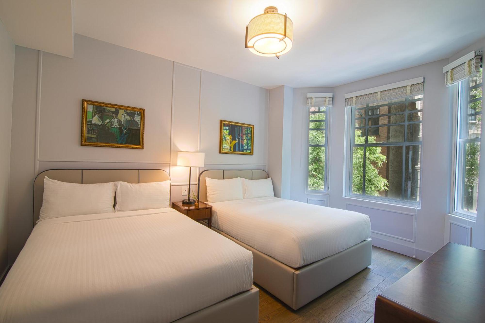 Hudson Two-bedroom Loft 1 King Bed 2 Full Beds