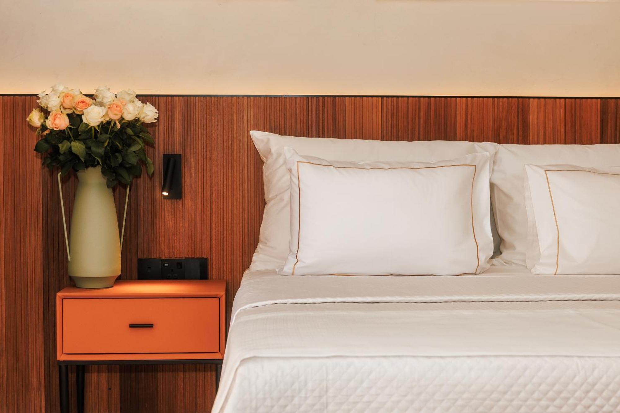 Magnolia Superior Room