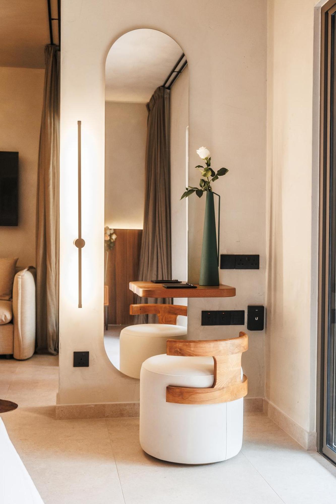 Mimosa Junior Suite