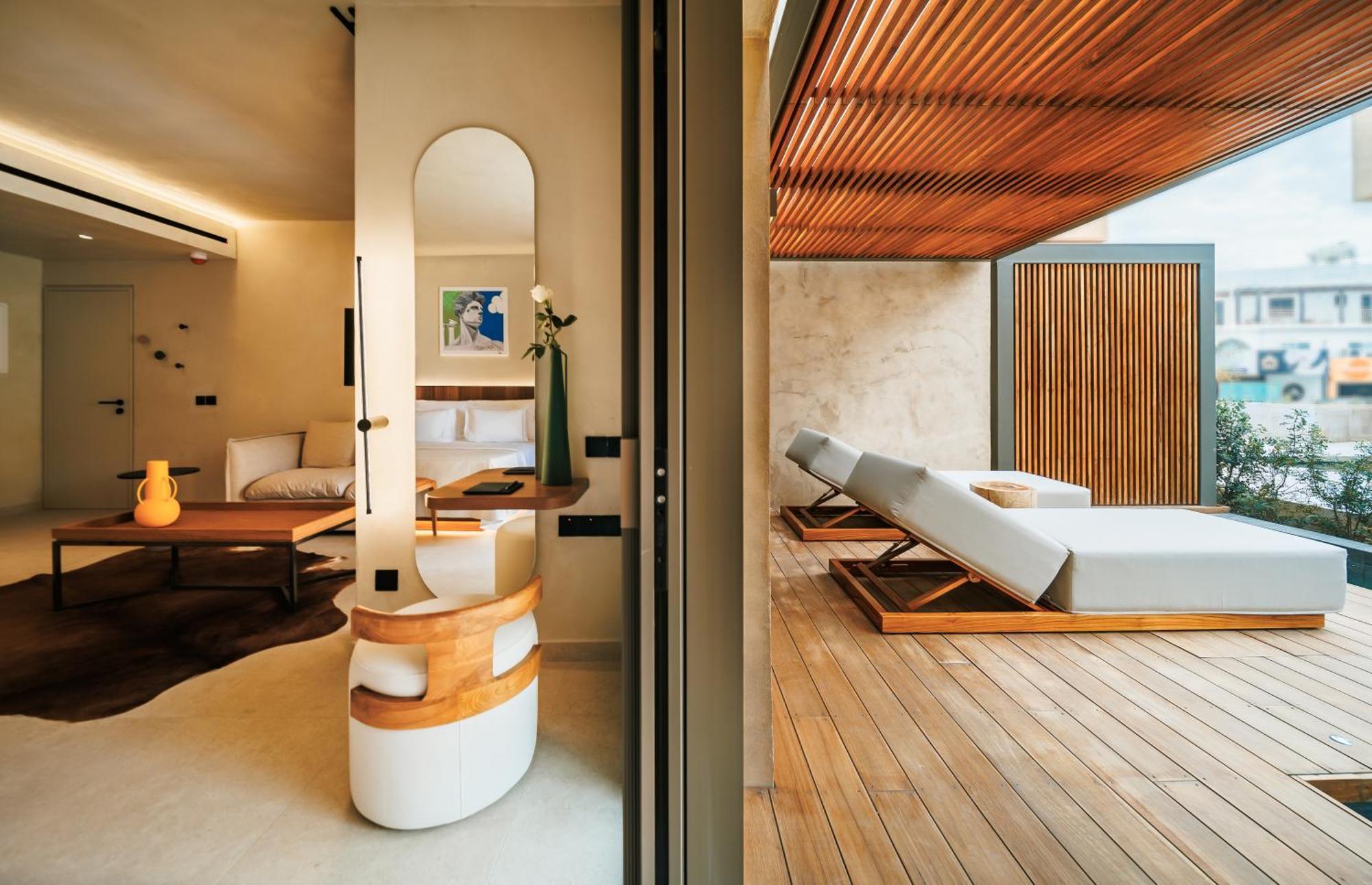 Moonflower Executive Suite Private Plunge Pool