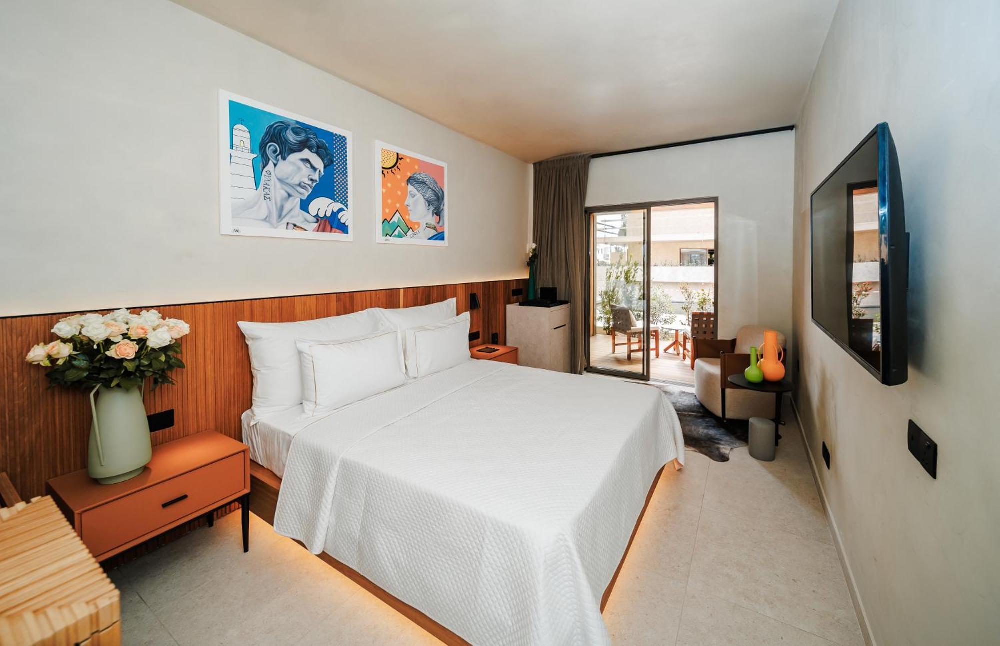 Magnolia Superior Room